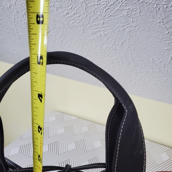 Vintage Kate Spade Tote in Like New Condition - Picture 5 of 9